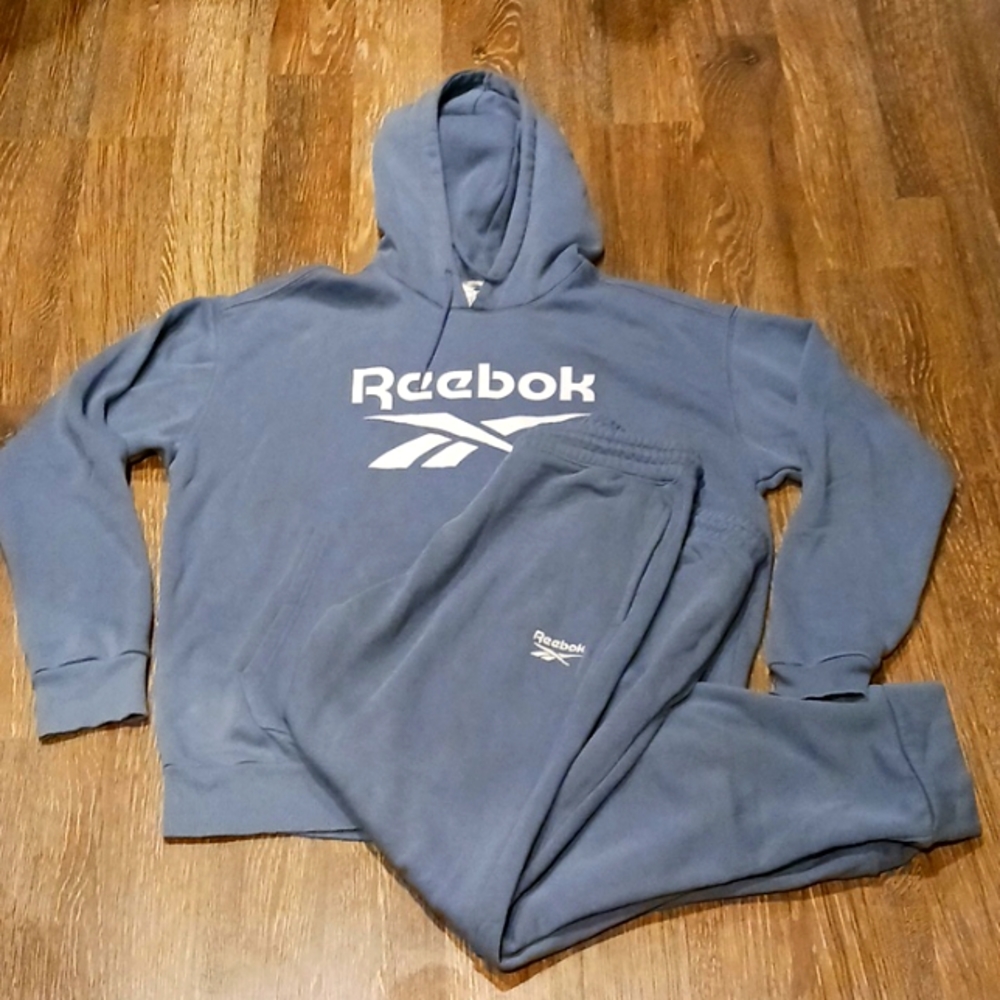 Reebok Sweat Suit